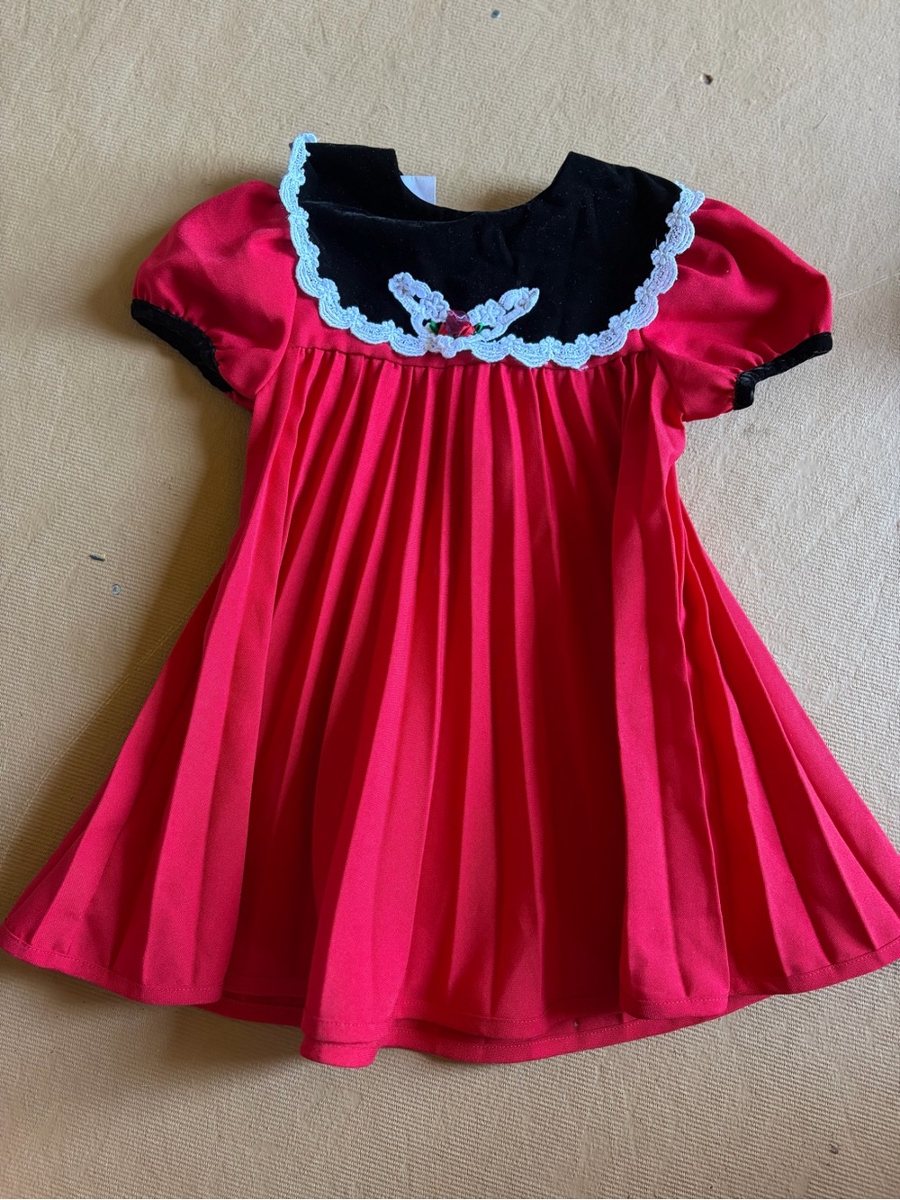 Vtg A Beautiful Little Red "Rose Cottage" Girls Dress~Size 24M